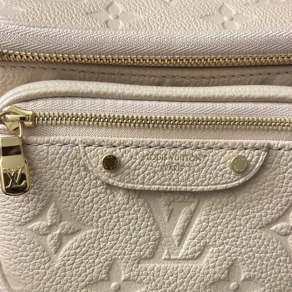 Louis Vuitton Mini Bumbag in Sand Color - Picture 6 of 10